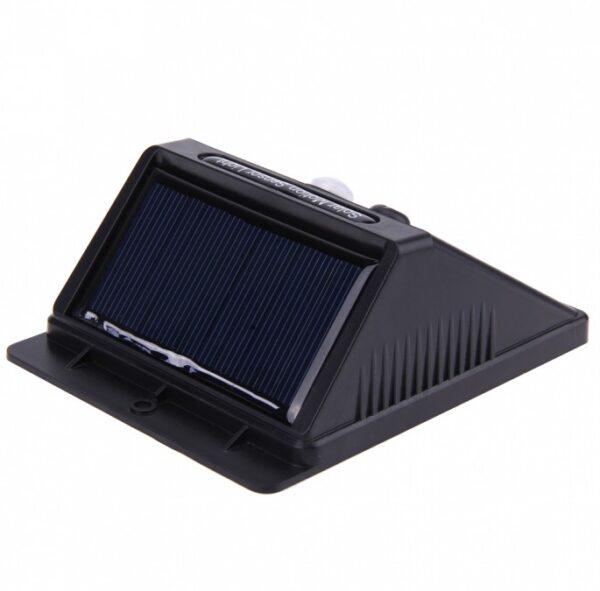Lampa LED cu incarcare solara si senzor de miscare