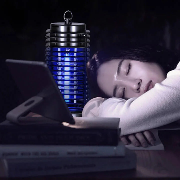 Aparat antitantari cu lampa UV LF 200 , lampa felinar pentru combaterea insectelor cu arie actiune 16 mp, consum 2 W