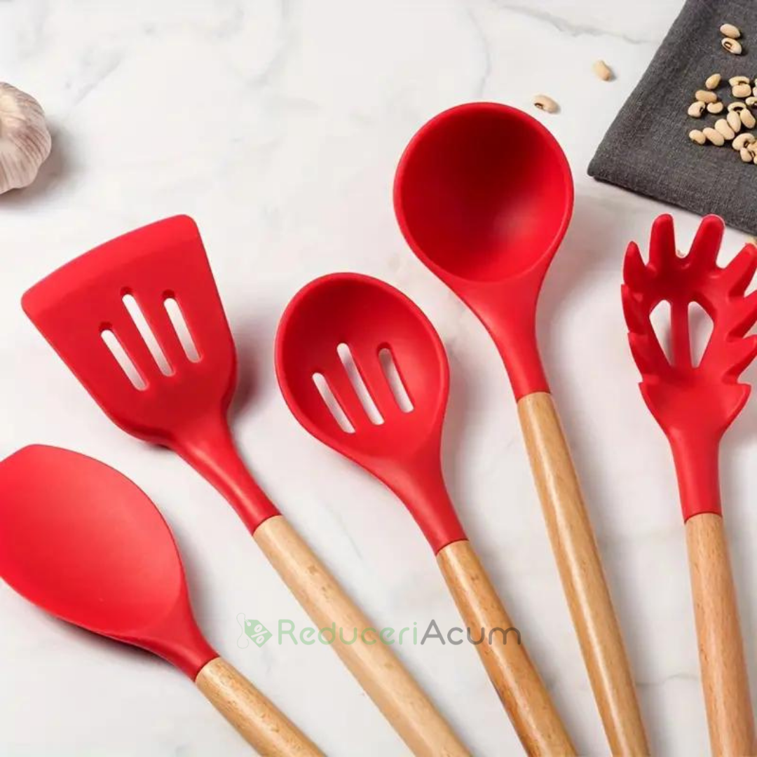 Set ustensile bucatarie 12 piese Lemn si Silicon alimentar Termorezistente Antiaderente Suport Blat Rosu