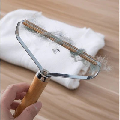 1+1 CADOU: Inlaturator de scame multifunctional